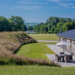 luxury lodges with hot tubs